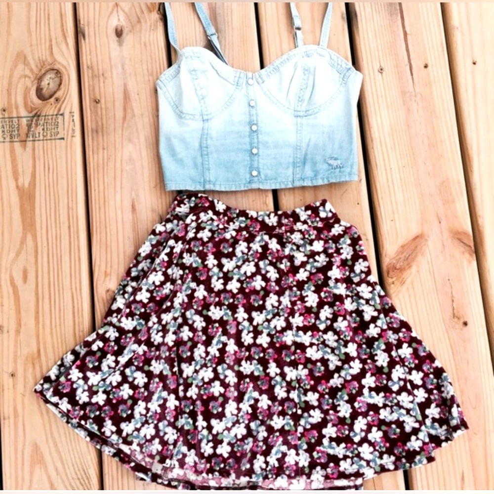 Abercrombie & Fitch | Floral Velvet Mini Skirt Size Small